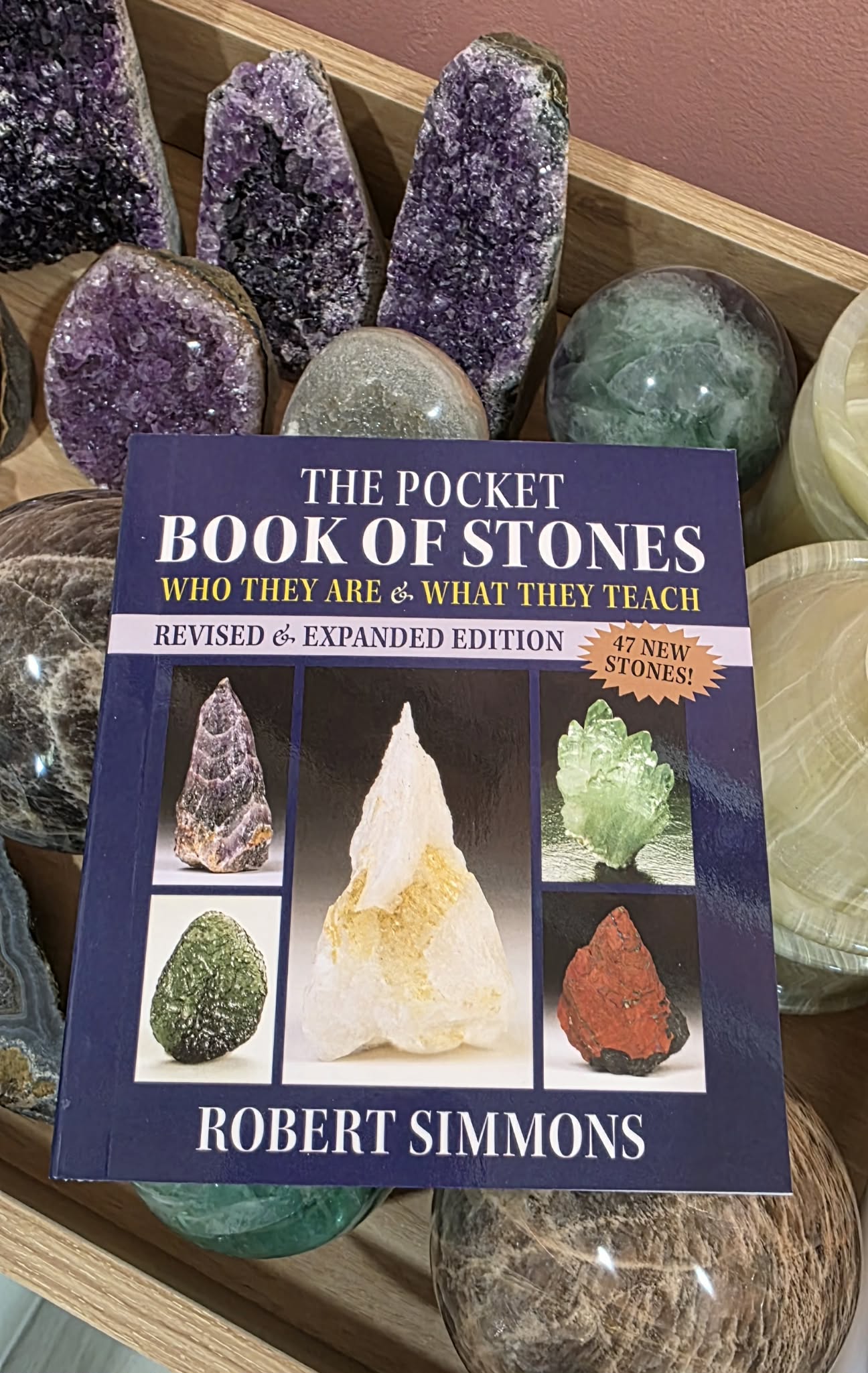Pocket Book of Stones by Robert Simmons