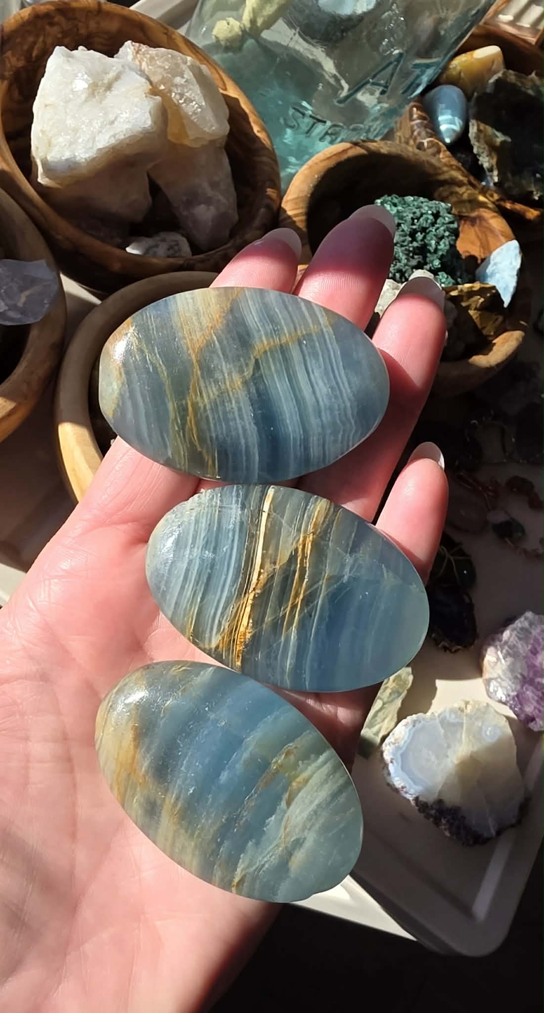 Blue Onyx Palm Stone