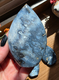 Dark Blue Plume Agate Flame